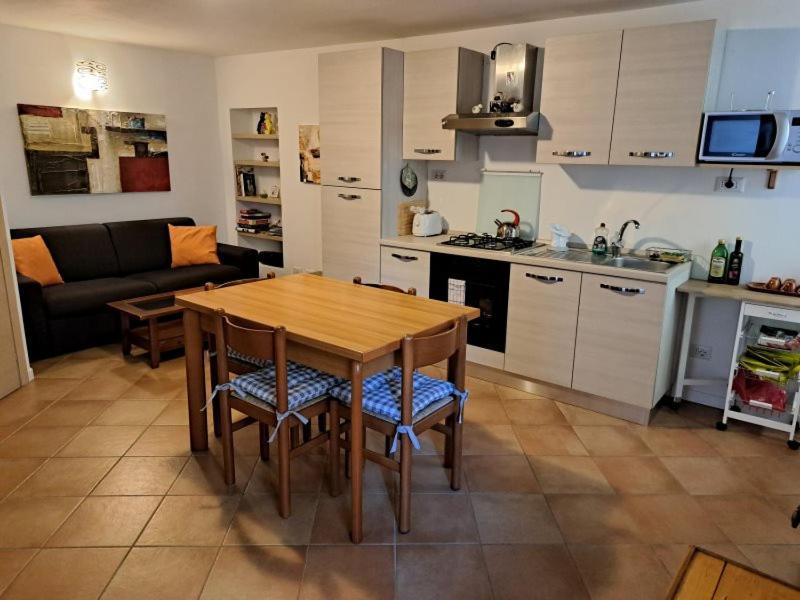 La Casa Di Mario Apartment Perledo Екстериор снимка