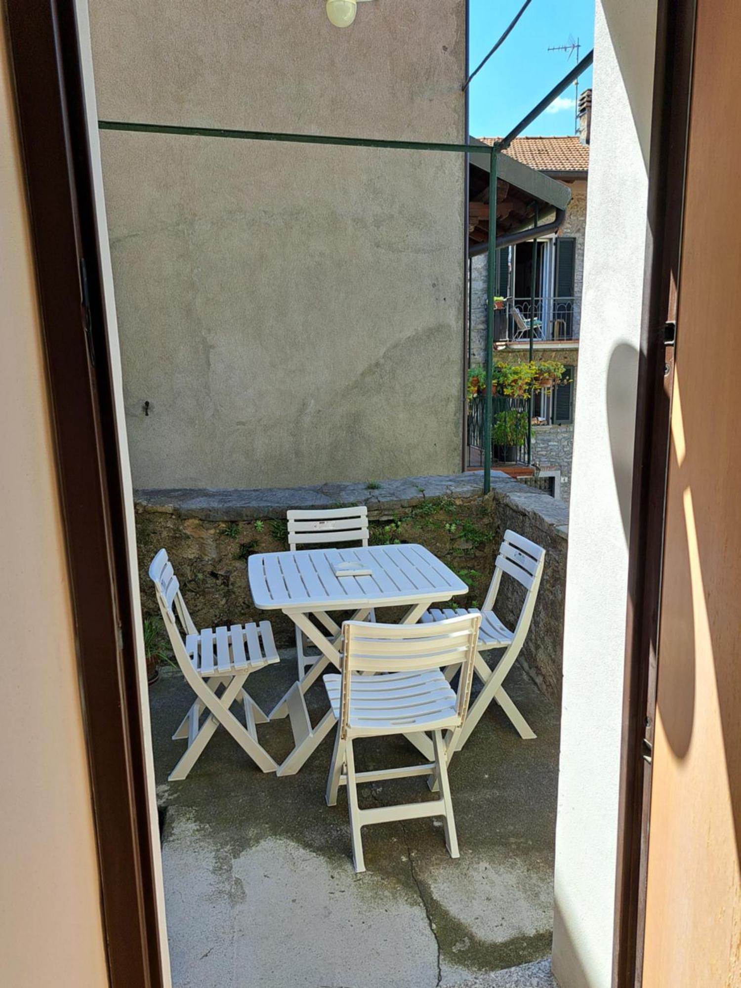 La Casa Di Mario Apartment Perledo Екстериор снимка
